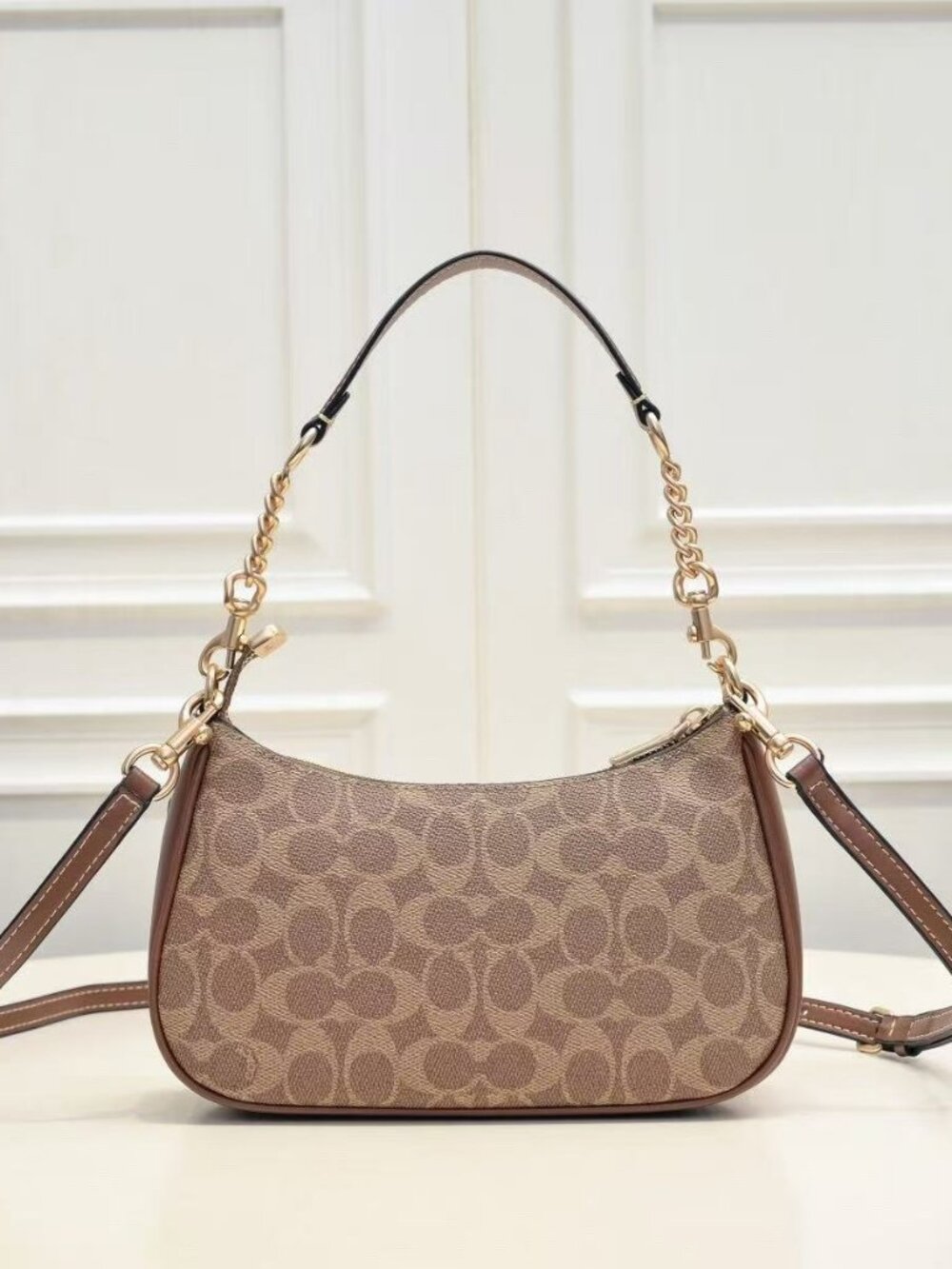 Coach Teri Shoulder Bag (CV933) - Picture 3 of 8